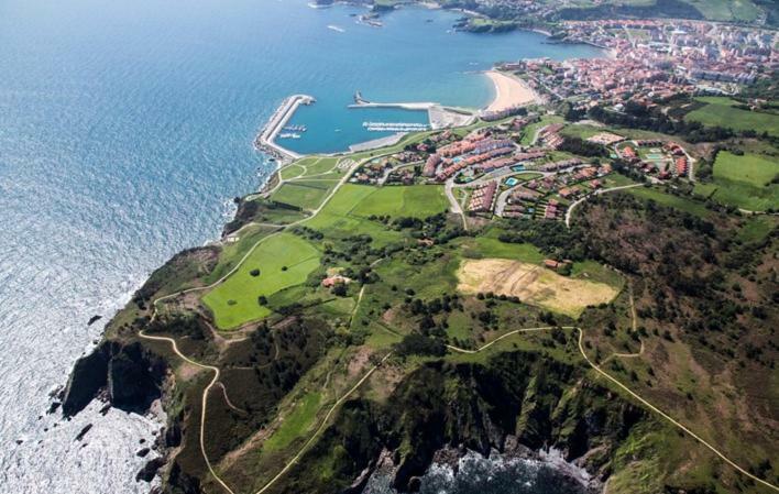 Apartamentos Valle De Irola Луанко Экстерьер фото